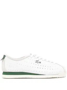 Lacoste: Белые кроссовки 