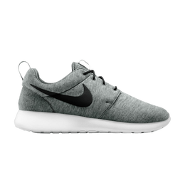 Nike: Кроссовки  Roshe One