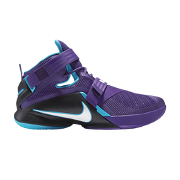 Nike: Фиолетовые кроссовки 
