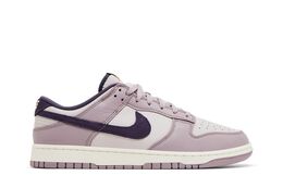 Nike: Светлые кроссовки  Dunk Low SE