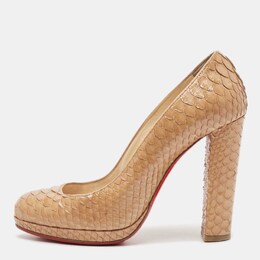 Christian Louboutin: Бежевые туфли 