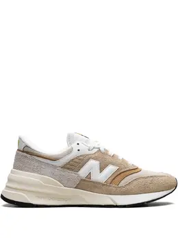 New Balance: Бежевые кроссовки 