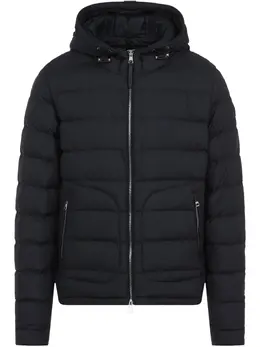 Moncler: Чёрная куртка 