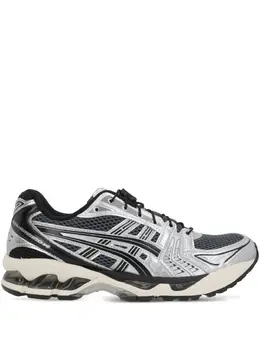 ASICS: Кроссовки 