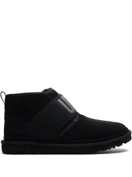 UGG: Чёрные ботинки  Neumel
