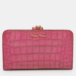 Miu Miu: Розовый кошелёк 