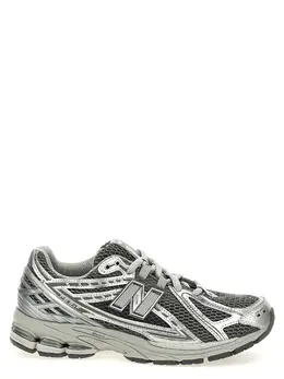New Balance: Серые кроссовки 