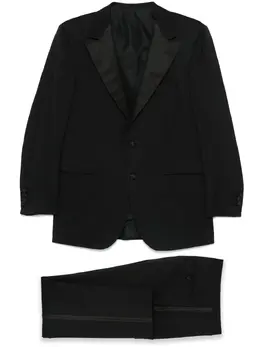 Kiton: Чёрный костюм 