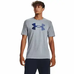 Under Armour: Летняя футболка 