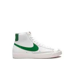 NIKE: Серебристые кроссовки  Blazer Mid 77 Vintage