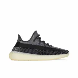 adidas: Чёрные кроссовки  Yeezy Boost 350 v2