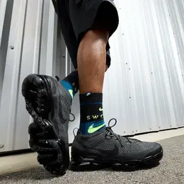 NIKE: Чёрные кроссовки  Vapormax