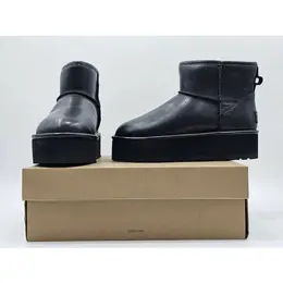 UGG: Чёрные угги 