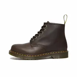 Dr. Martens: Коричневые кроссовки 