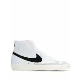 NIKE: Серебристые кеды  Blazer Mid 77 Vintage