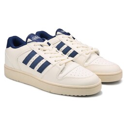 Adidas: Белые кроссовки 