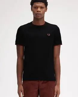 Fred Perry: Чёрная футболка 