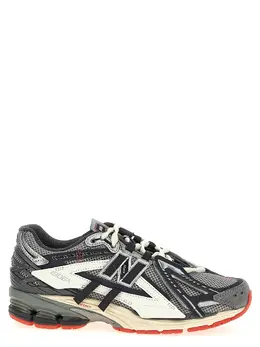 New Balance: Серые кроссовки 