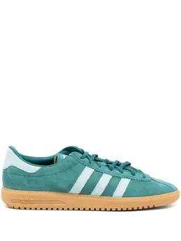adidas: Зелёные кроссовки 