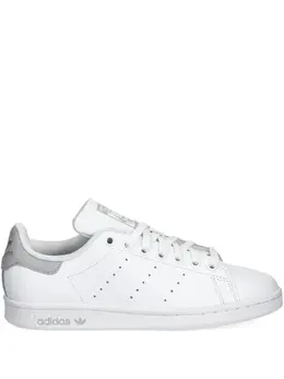 adidas: Белые кроссовки  Stan Smith