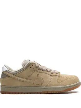 Nike: Бежевые кроссовки  Dunk Low