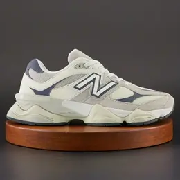 New Balance: Бежевые кроссовки  9060