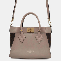Louis Vuitton: Сумка 