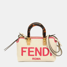 Fendi: Розовая сумка  By The Way