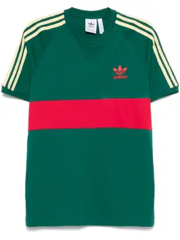 adidas: Зелёная футболка 