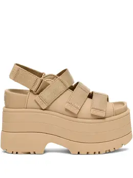UGG: Бежевые сандалии 