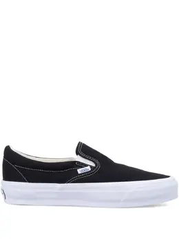 Vans: Чёрные кроссовки 