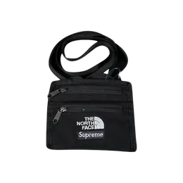 Supreme: Чёрный кошелёк 