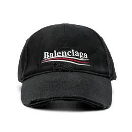 Balenciaga: Чёрная кепка 