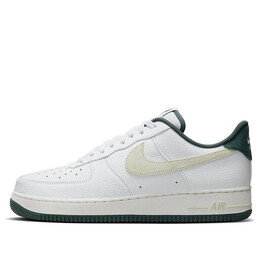 Nike: Зелёные кроссовки  Air Force 1