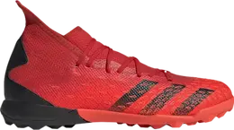 Adidas: Красные кроссовки  Predator