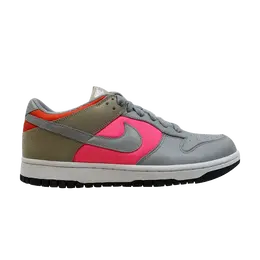 Nike: Розовые кроссовки  Dunk Low