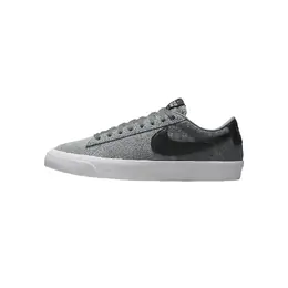 Nike: Чёрные кеды  SB Zoom Blazer