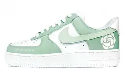 Nike: Зелёные кроссовки  Air Force 1