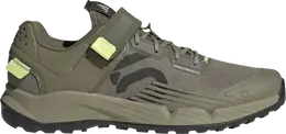 Adidas: Зелёные кроссовки 
