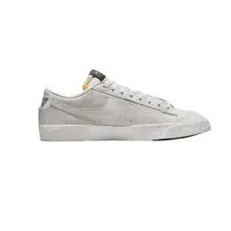 Nike: Светлые кеды  Blazer Low 77