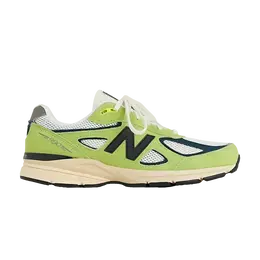New Balance: Зелёные кроссовки 