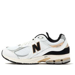 New Balance: Белые кроссовки  2002R