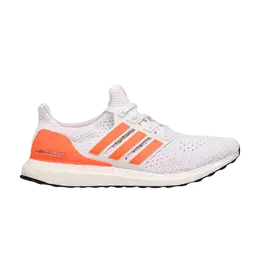 Adidas: Оранжевые кроссовки  UltraBoost