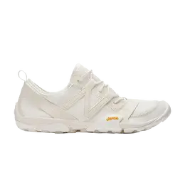 New Balance: Белые кроссовки 