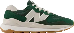 New Balance: Зелёные кроссовки  57/40