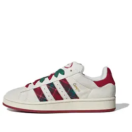 Adidas: Белые кроссовки 