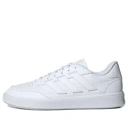 Adidas: Белые кроссовки 