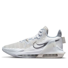 Nike: Белые кроссовки 