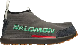 Salomon: Чёрные кроссовки 