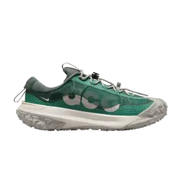 Nike: Зелёные кроссовки 